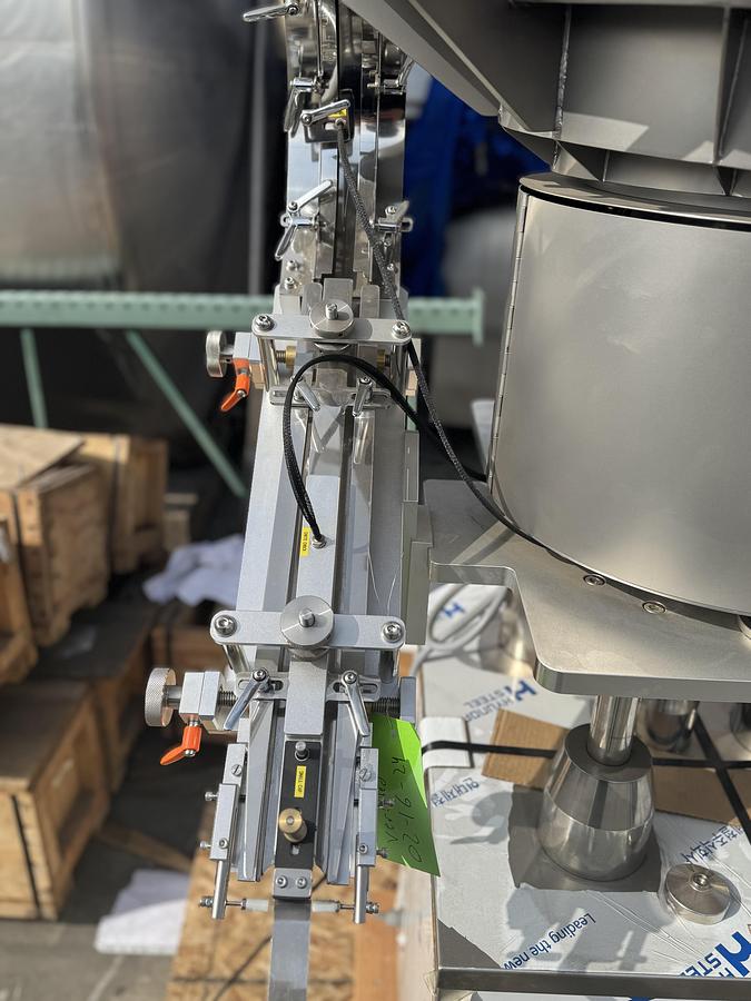 Used Sky Soft Gel Press Capper w/feeder Bowl