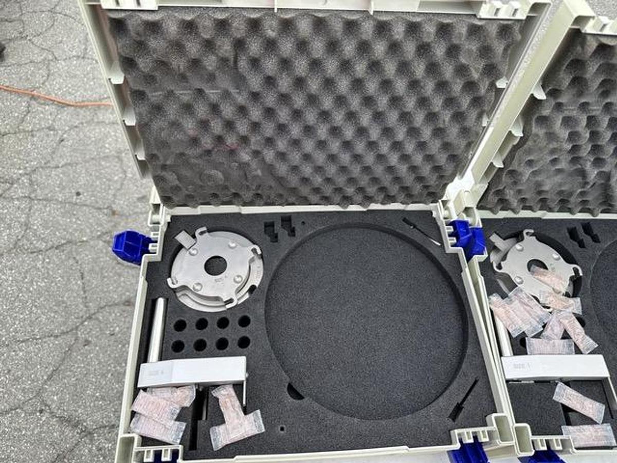 Used Capsugel Capsule filler Model: CFS1000