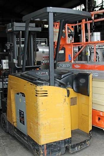 Used Caterpiller Electric Forklift, 5000 lbs load, w/ Charger