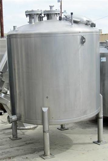 Used 600 gallon Tank,  s.s., non-jacketed, side discharge