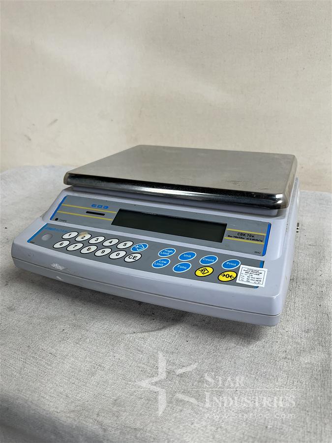 Used Adam Equipment Scale