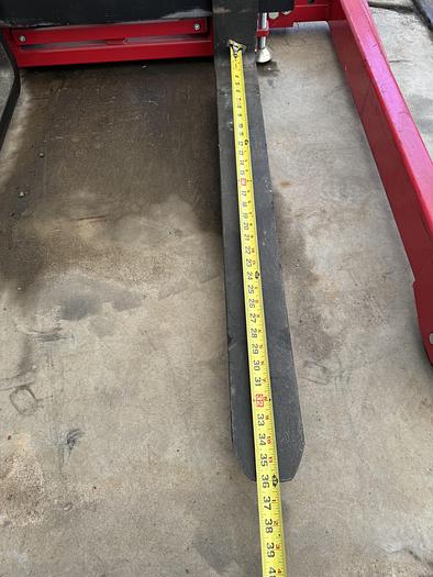 Used Dayton Hydraulic Fork Lifter