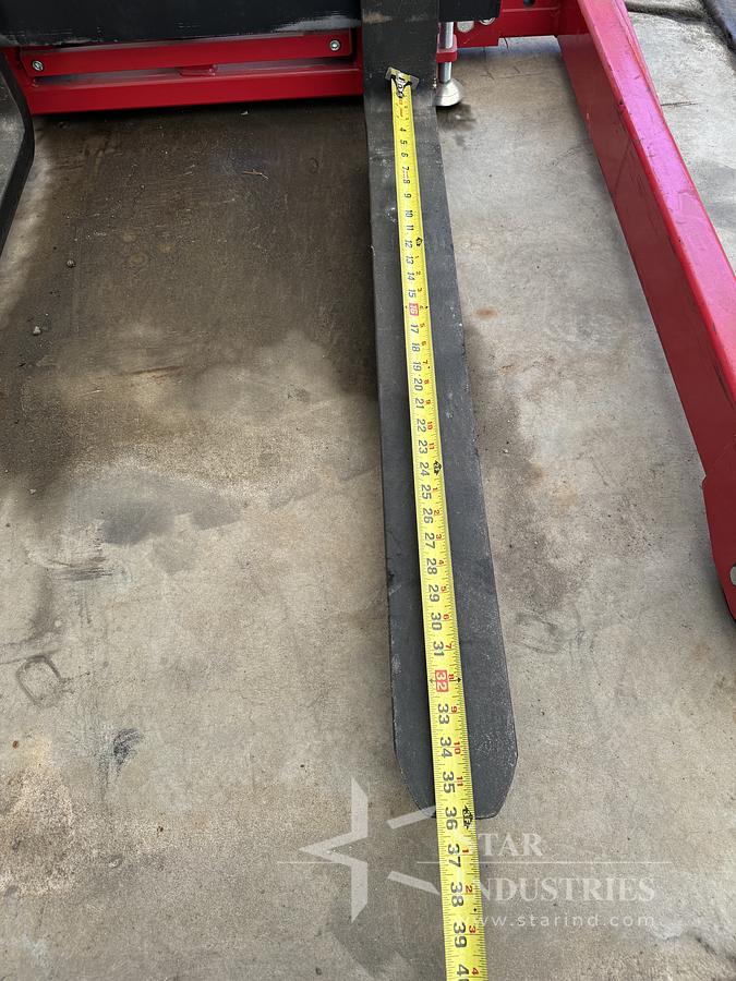 Used Dayton Hydraulic Fork Lifter