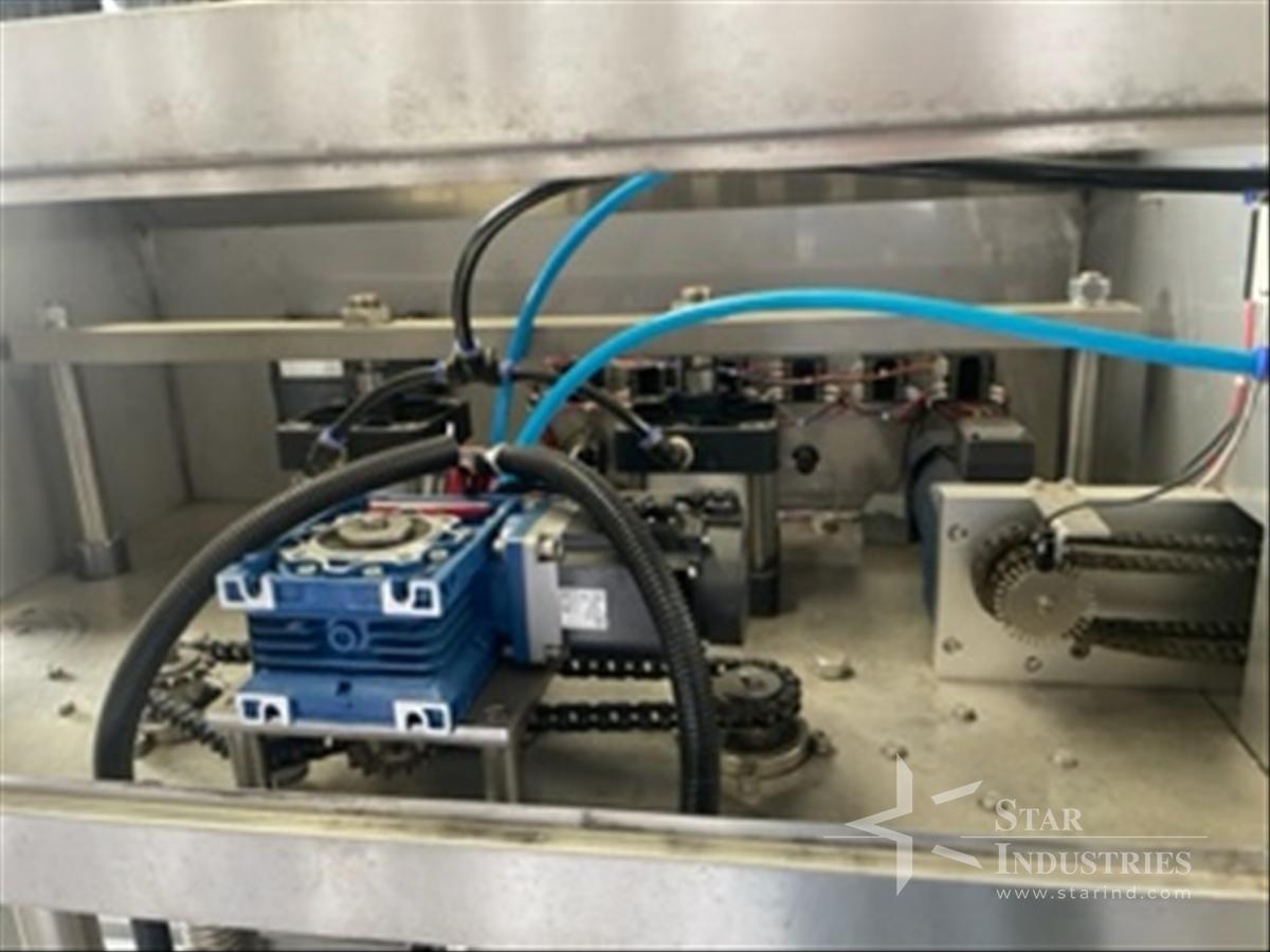 Used 6 Bottle Packing Machine