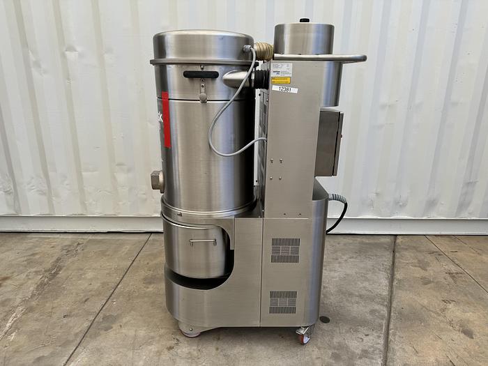 Used Nilfisk VHW4400 Dust Collector