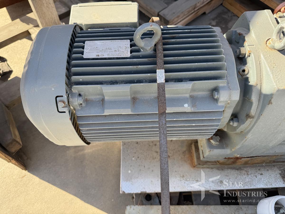 Used 11 kw/15 h.p. 240/480/60/3 Pump