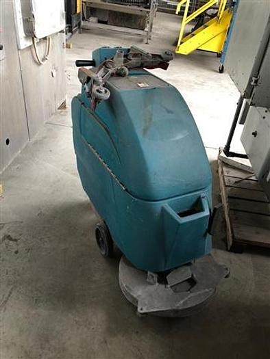 Used 100 Gallon Stainless Steel Tank w/ lid