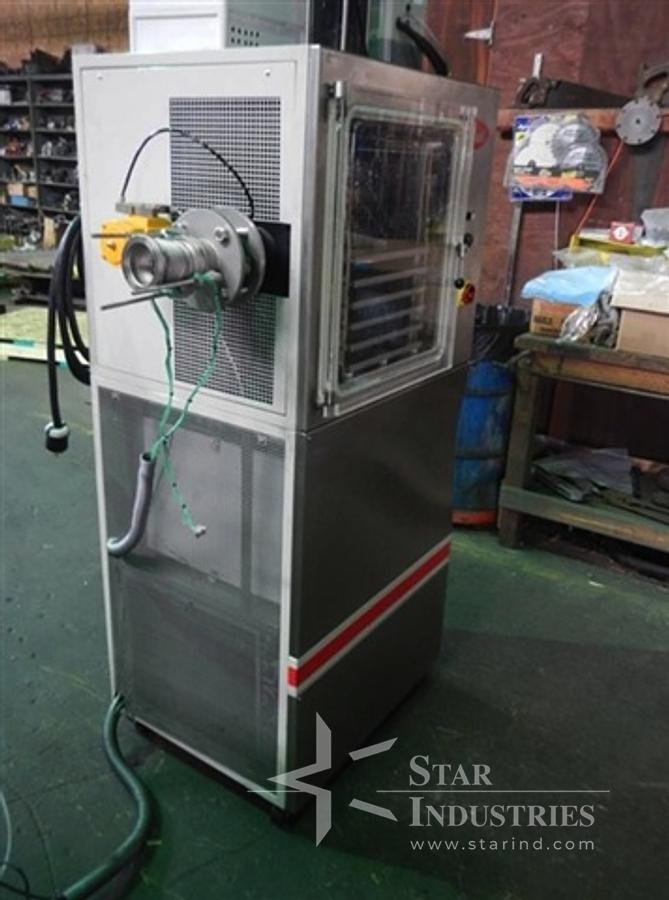 Used Hull LX8 laboratory 5 shelf Stoppering Freeze Dryer