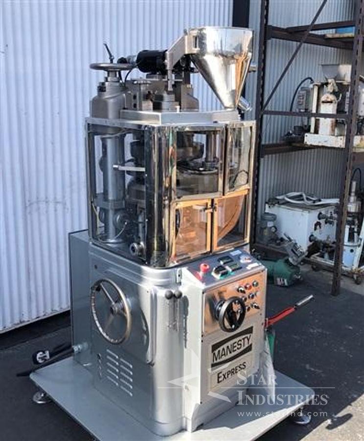 Used MODEL 8132 METTLER TOLEDO SCALE