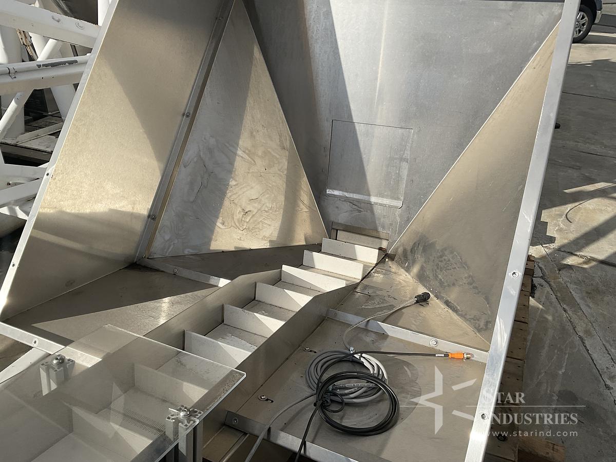 Used Shibuya Hoppman Stainless Steel Cap Elevator