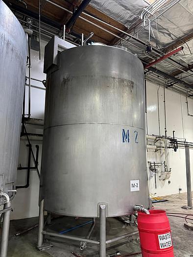 Used Tank, 6,000 Gallon, 316 Stainless Steel, Agitated, Dish Bottom, Legs
