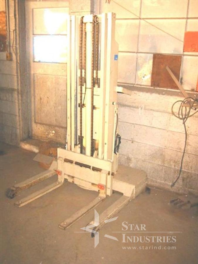 Used BIG JOE LIFT