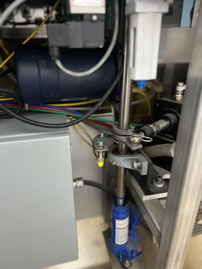 Used SCHAEFER MODEL 10 CAPSULE FILLING MACHINE 