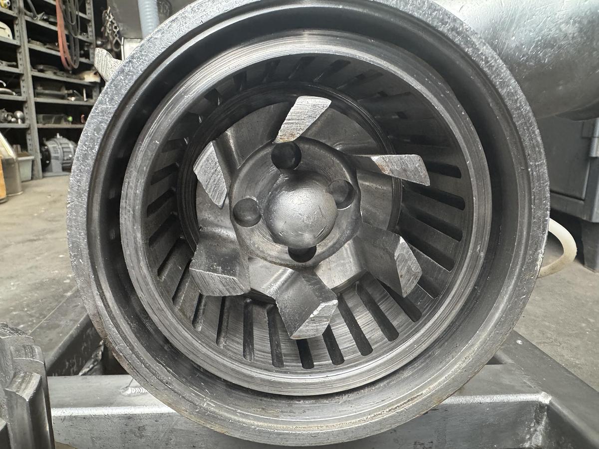 Used Scott-Turbon 20 h.p. Mill, Model ILIC3-20