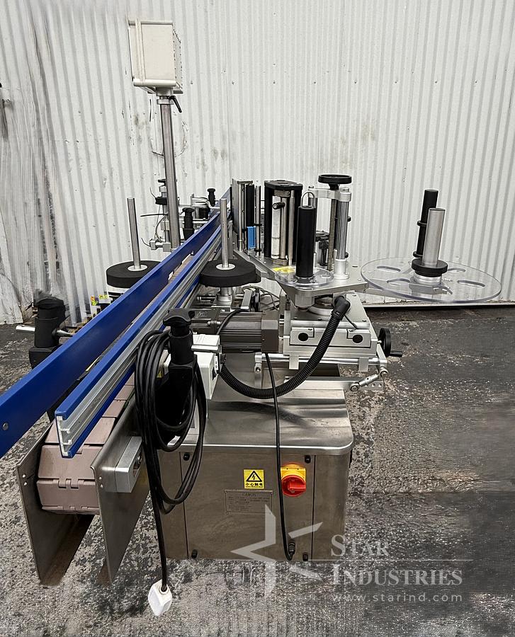 Used CAWON Labeling Machine - Round Bottles