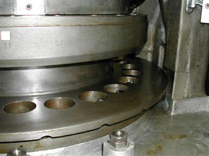 Used COLTON 42 STATION TABLET PRESS