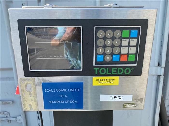 Used Mettler Toledo Model 8142 Floor Scale, 30" x 24" platform