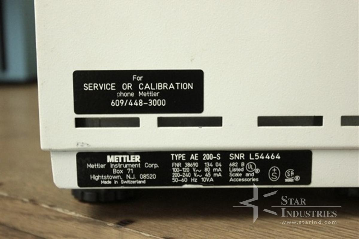 Used Mettler Toledo AE200 Analytical Balance