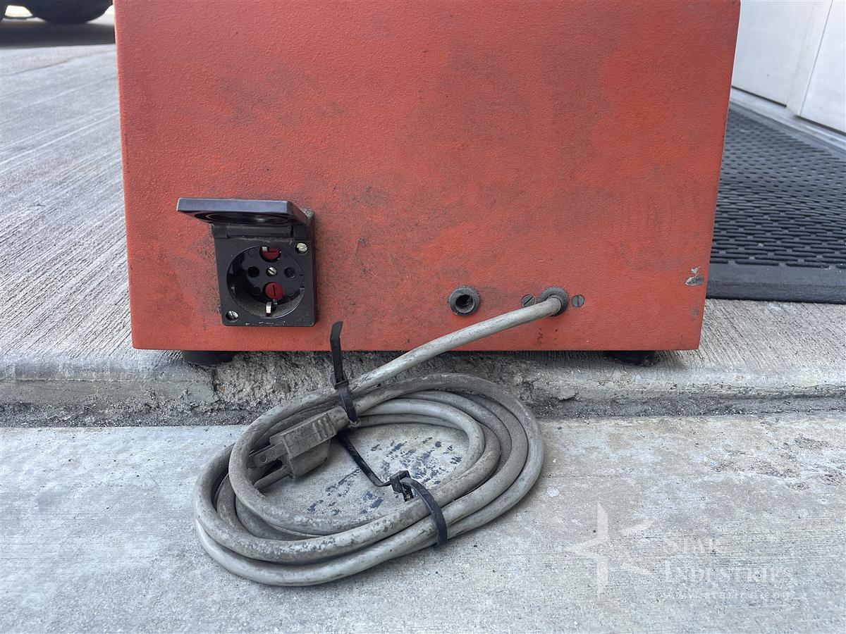 Used Powdertec 3090 Sample Mill