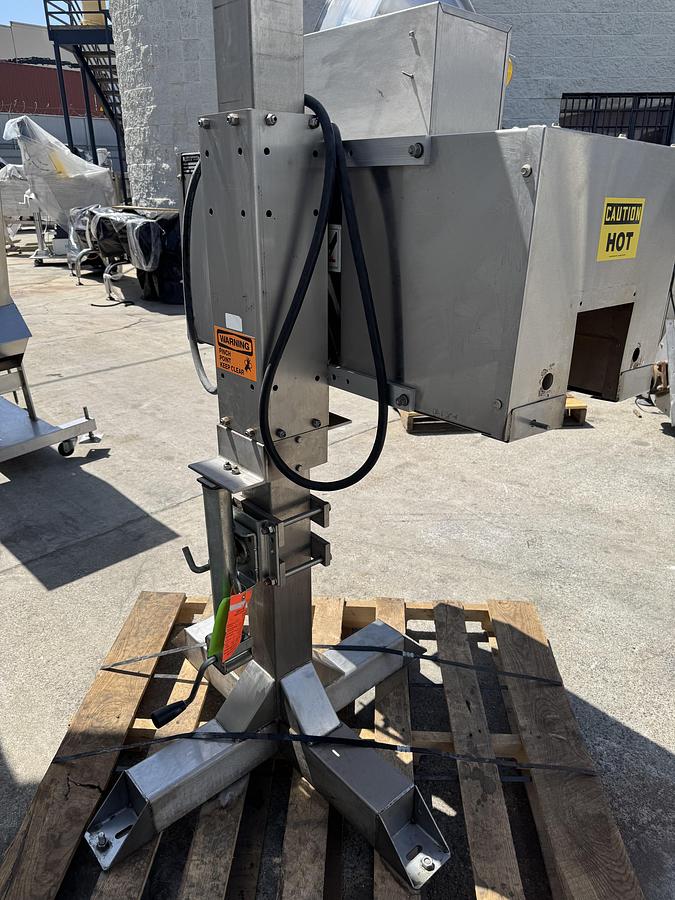 Used AXON- EZ Seal Heat Shrink Tunnel