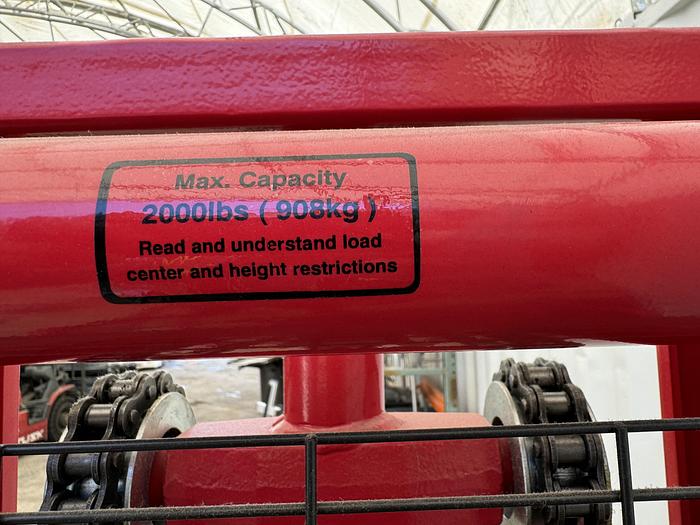 Used Dayton Hydraulic Fork Lifter