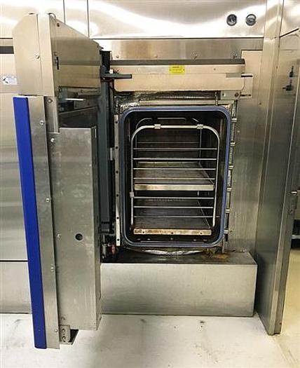 Used Getinge 733 LS Steam Sterilizer/Autoclave