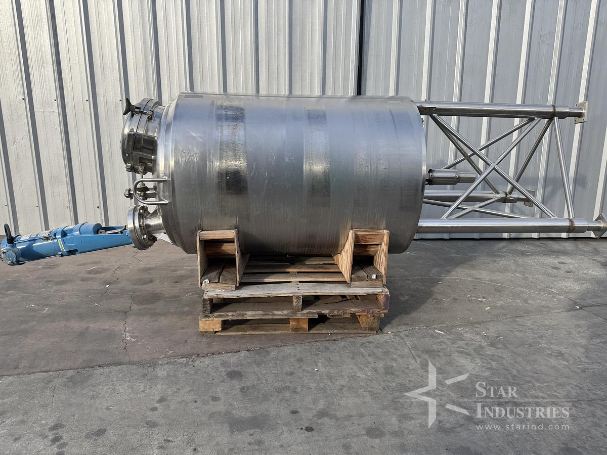 Used Cherry-Burrell 500 gallon Cap Jacketed w/Agitator