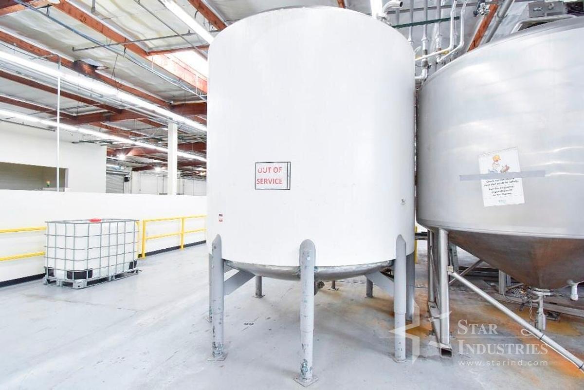 Used 3,000 gallon Insulated S.S. Tank, 98'' Dia. x 94'' Tall