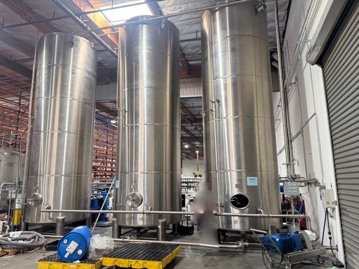 Used 6,800 gallon Silo Tank