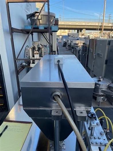 Used AlphaPack 6 Piston Liquid Filler