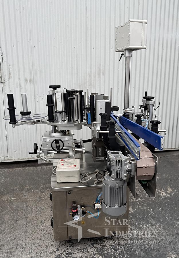 Used CAWON Labeling Machine - Round Bottles