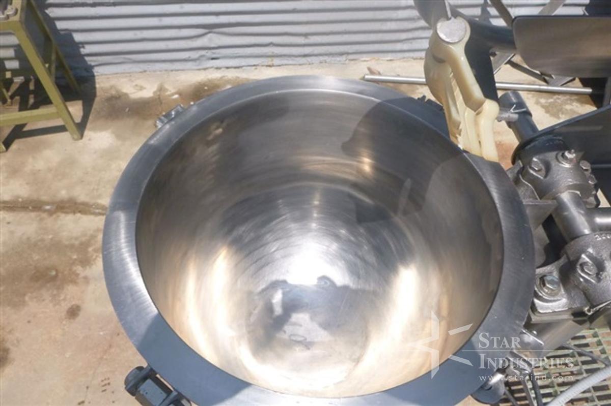 Used 10 gallon Groen Kettle w/ Double-motion Mixer