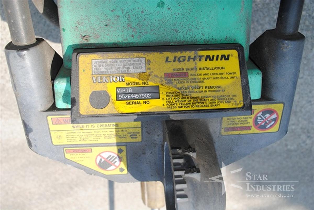 Used Lightnin .25 Hp Vektor Mixer