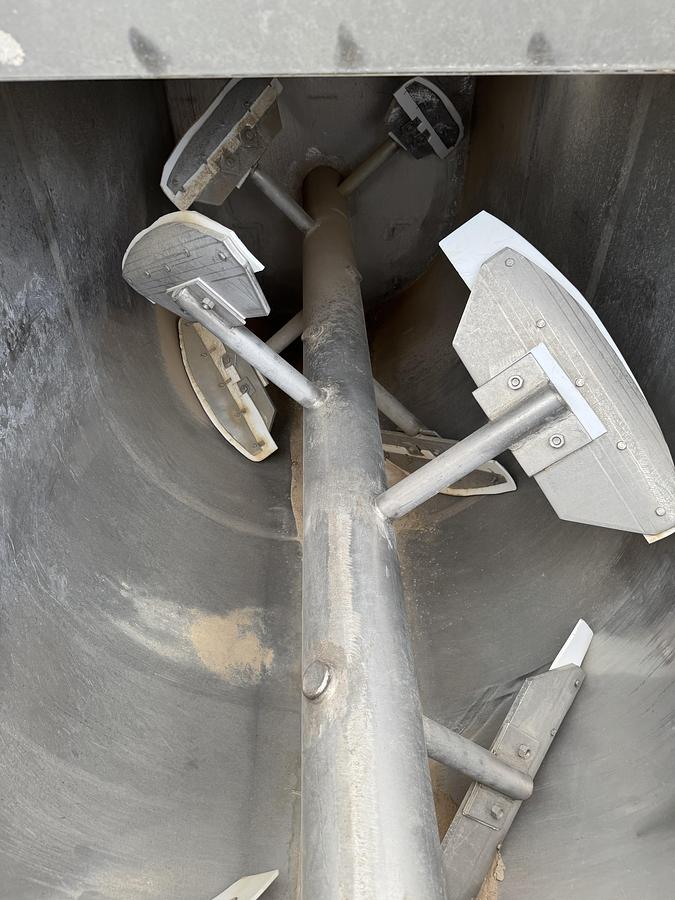 Used Used approximately 65 c.f. S.S. Aaron Paddle Mixer