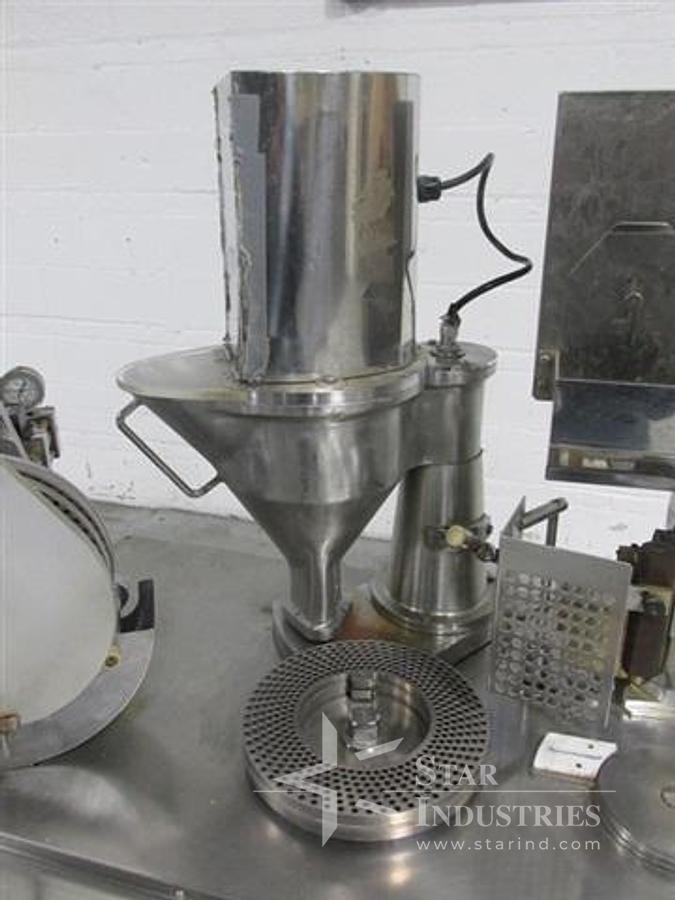 Used AMF GLEN 340 QUART MIXER