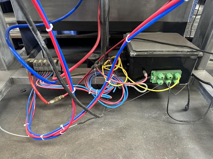 Used Accutek 6 Automatic Overflow Pressure Filler