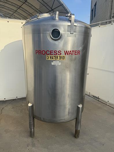 Used 1,000 gallon DCI s.s. Tank