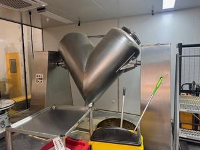 Used Mixer, V-Blender, 3,000 Liter, V-Series Powder Mixer
