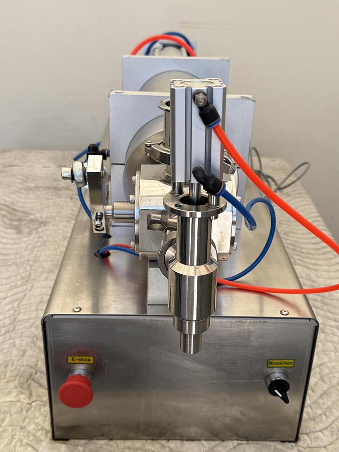 Used Liquid filling Machine 