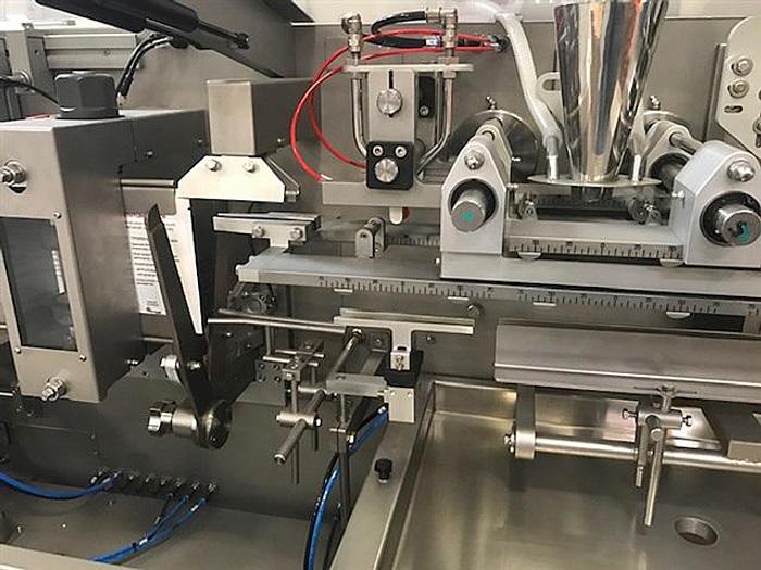 Used Effytec HB151 Horizontal Form/Fill/Seal Machine