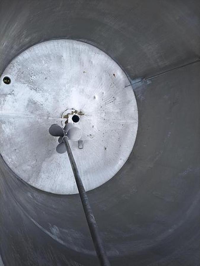 Used Tank, 625-Gallon, Stainless Steel, Agitated, MIX-MOR Mixer