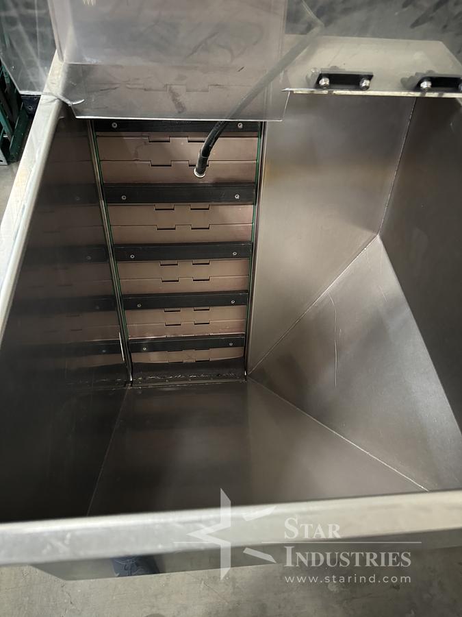 Used Pharma Pack Cleated Cap Elevator