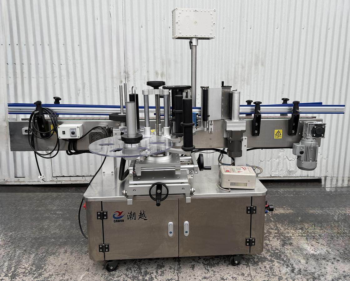 Used CAWON Labeling Machine - Round Bottles 