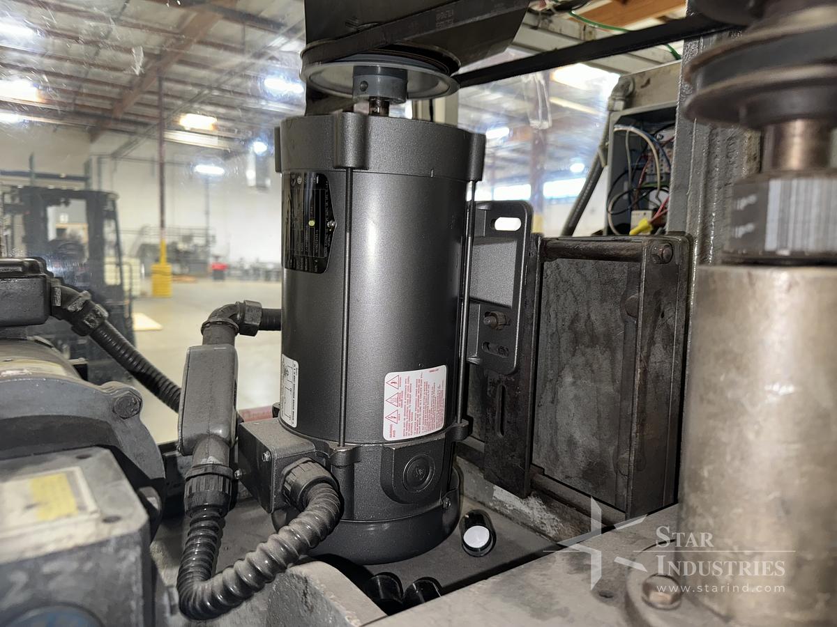 Used 4 Spindle Capper w/Hopper