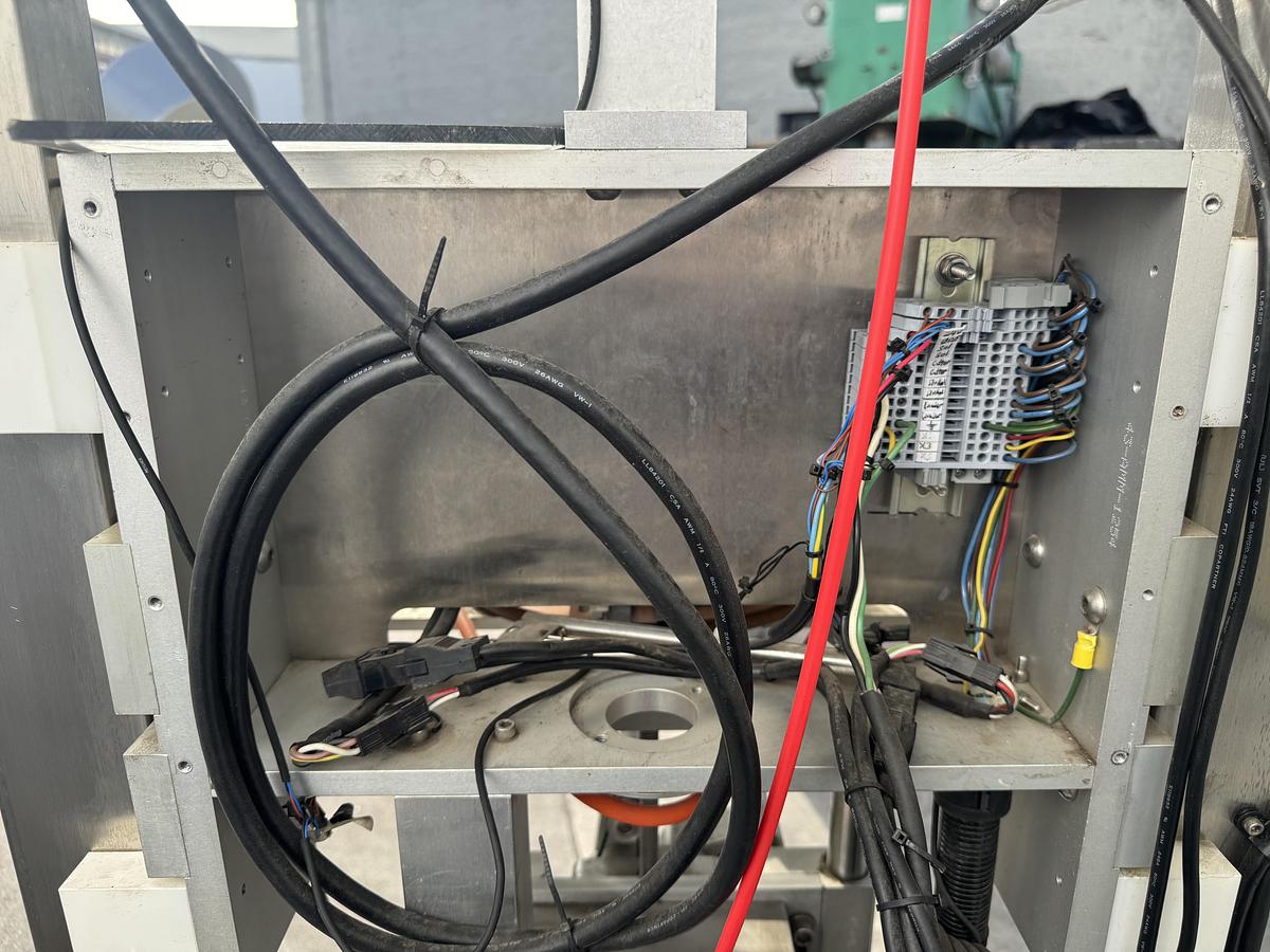 Used Accutek Labelette