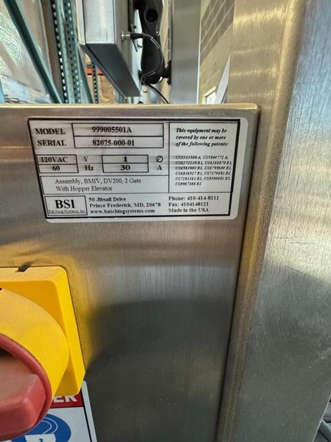 Used Scoop Dropper - Assembly, DV200 2 Gate with Hopper Elevator 