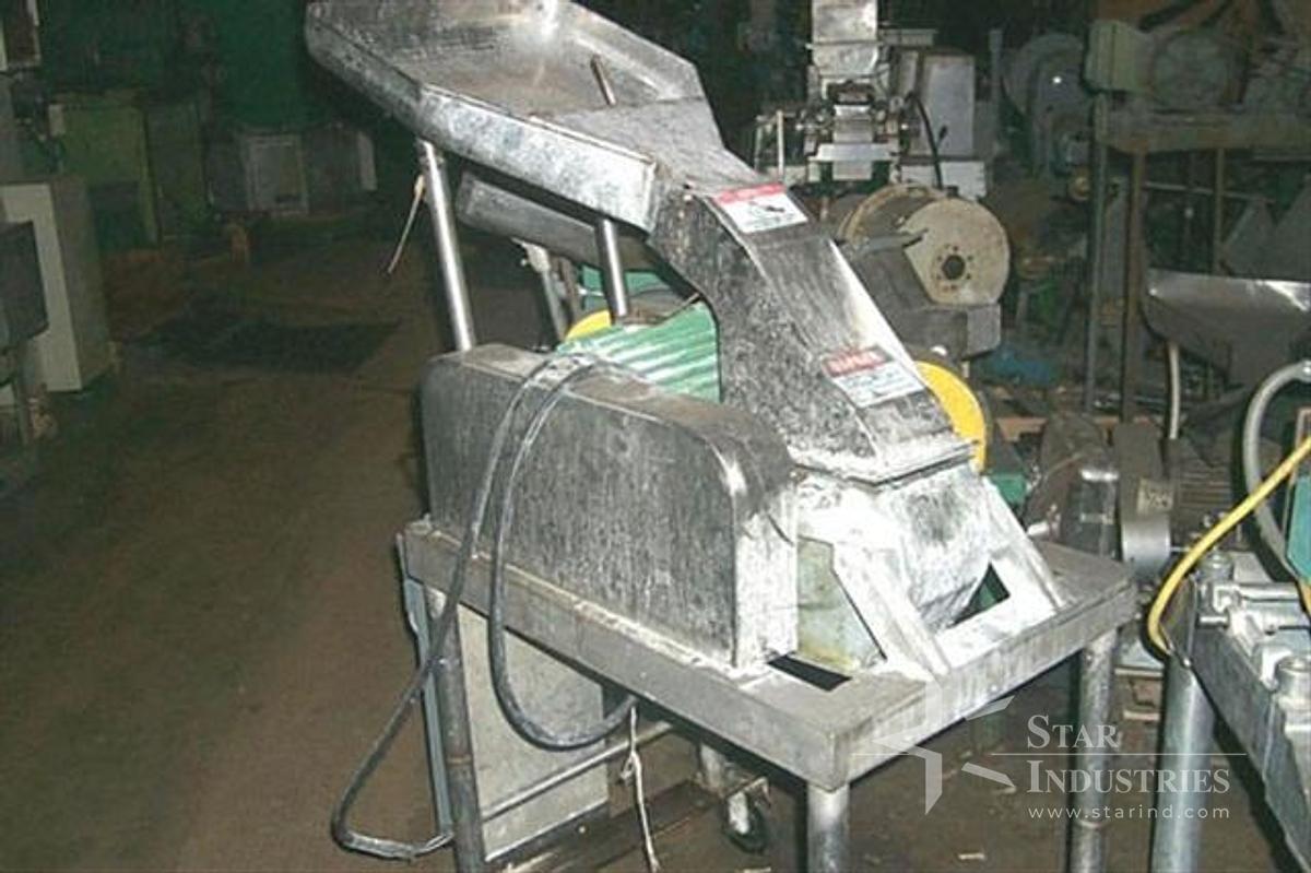 Used PATTERSON-KELLEY 16 QT. S.S. V-BLENDER