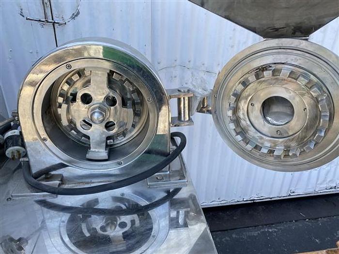 Used STF GF20B Stainless Steel Disintegrator