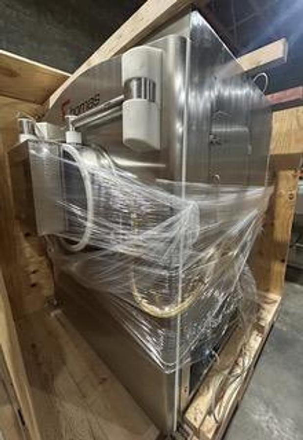 Used Thomas Accela-Cota PRO w/ 48B Drum