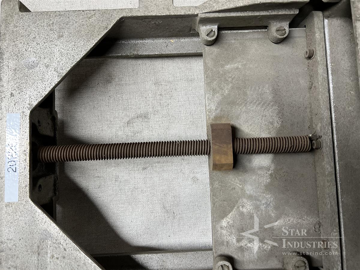 Used Air Flow Shut-Off Gate